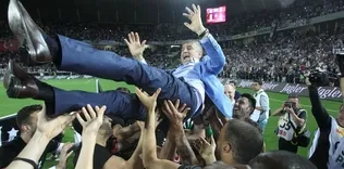 Şampiyonluk öyküsü / Turgay Demir