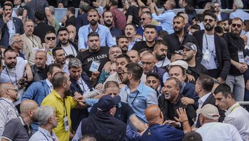 F.Bahçe'de flaş gelişme! Gerginlik sonrası ara verildi