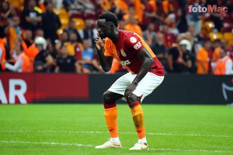 Davinson Sanchez Galatasaray tarihine geçti! Manchester United maçında...