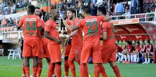 Tam 7 gol oldu