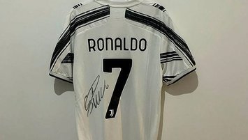 Ronaldo'nun forması depremzedelere!