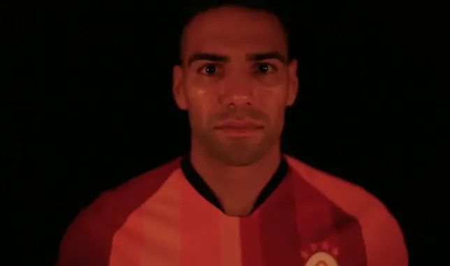 Ve Galatasaray Radamel Falcao'yu böyle duyurdu!