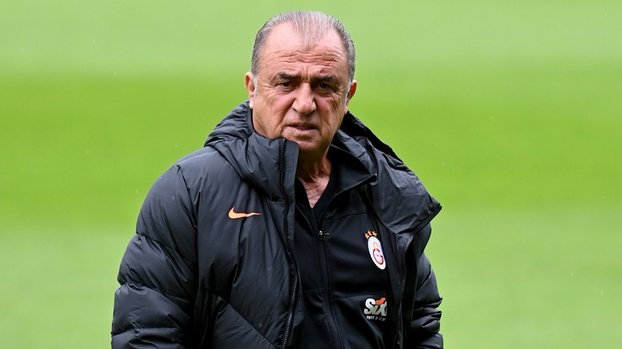 Çıkın oynayın burası Galatasaray