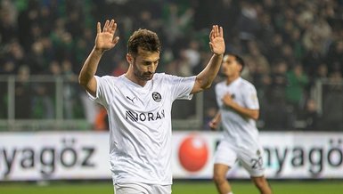 Aliağa FK  Burak ile  anlaştı