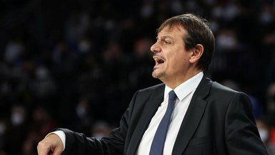 Anadolu Efes Başantrenörü Ergin Ataman'dan galibiyet yorumu!