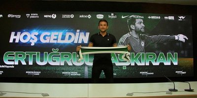 Kaleci Ertuğrul Taşkıran Konyaspor’la sözleşme imzaladı