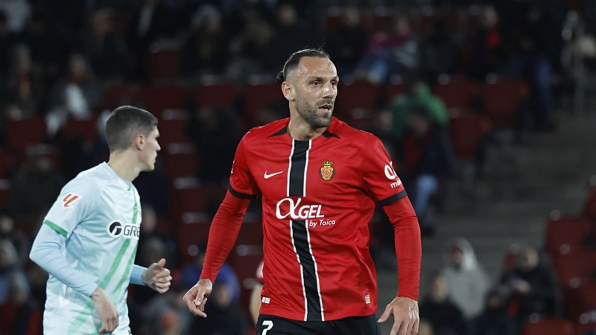 Fenerbahçe'nin Vedat Muriqi ısrarı! Sezon sonunda...