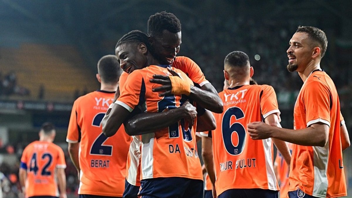 RAMS Başakşehir 4-0 Cherno More (MAÇ SONUCU ÖZET) RAMS Başakşehir 4-0 Cherno More (MAÇ SONUCU ÖZET)