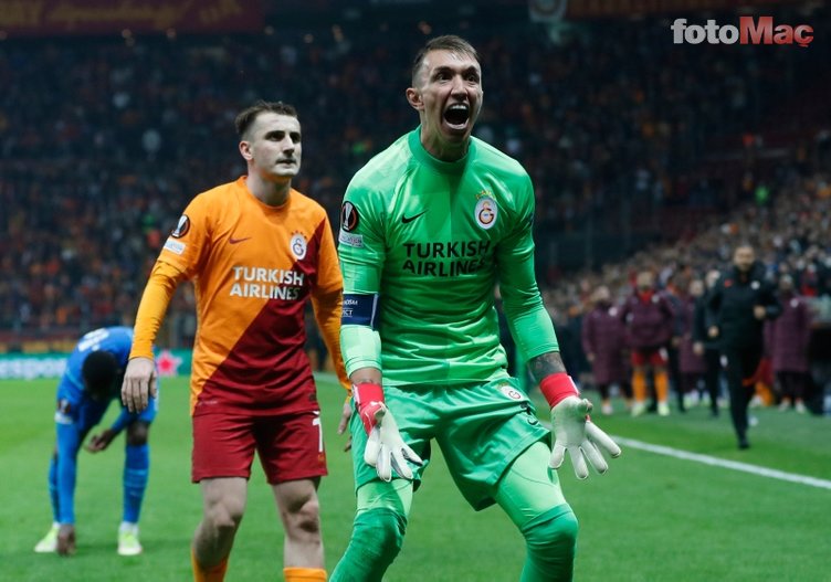 Galatasaray UEFA'ya damga vurdu! En iyi 11'de iki isim...