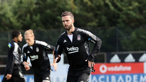 Beşiktaş'a Sporting maçı öncesi Miralem Pjanic müjdesi