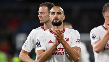Sofyan Amrabat Jose’nin yanına