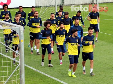 Fenerbahçe’nin Kasımpaşa maçı öncesi idmanından kareler