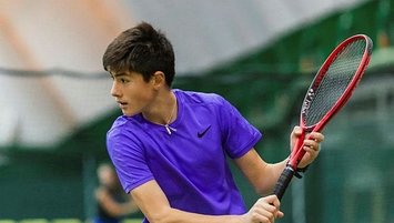 Milli tenisçiden tarihi başarı!