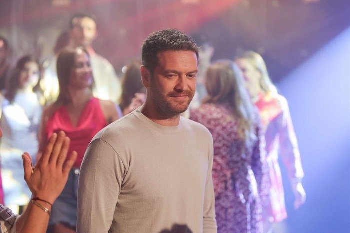 sandik-kokusu-32-bolum-izle-tek-parca-show-tv-sandik-kokusu-dizisi-son-bolum-kesintisiz-izle-1729682667189.jpeg