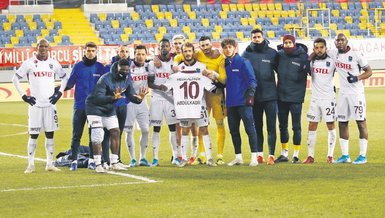 Trabzonspor Teknik Direktörü Abdullah Avcı oyundan ve skordan memnun!
