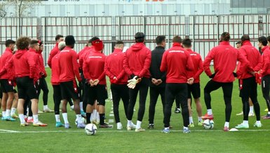 SPOR TOTO 1. LİG HABERLERİ: Samsunspor'da sakatlıklar düşündürüyor