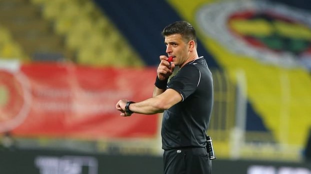 Fenerbahçe - Antalyaspor maçının hakemi Ümit Öztürk hangi takımı duruyor? İşte cevabı #