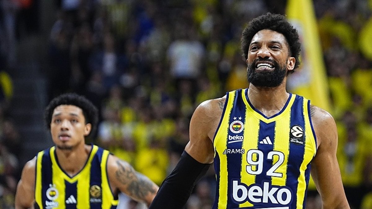 Fenerbahçe Beko EuroLeague'de play-off'u garantiledi!