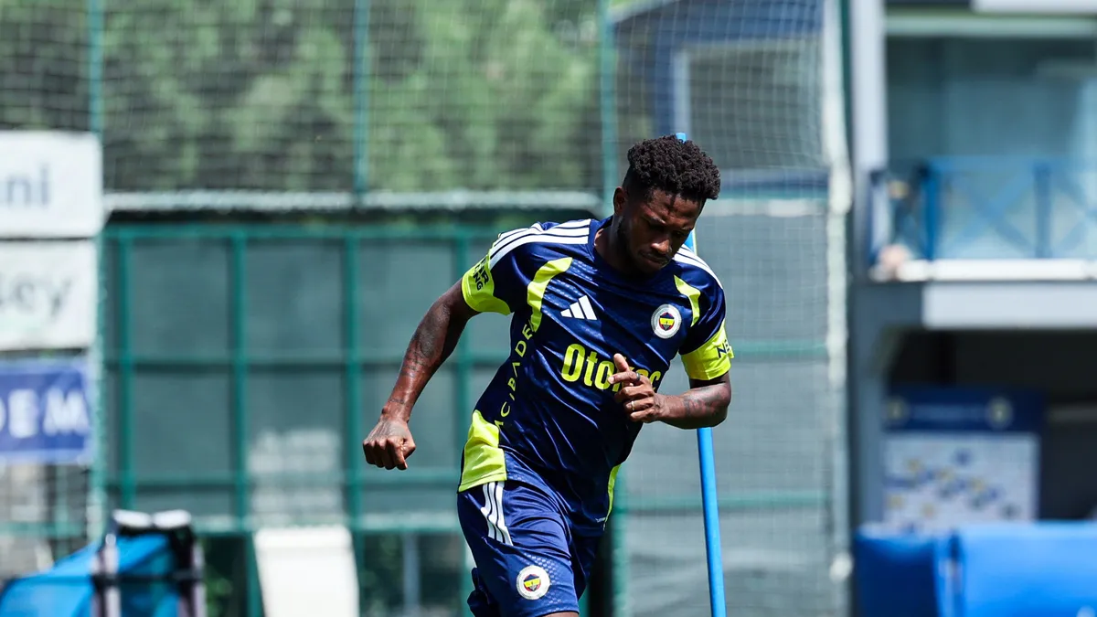 Fenerbahçe hazırlıklarını sürdürdü