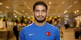 Milli güreşçi Taha Akgül Ankara’da