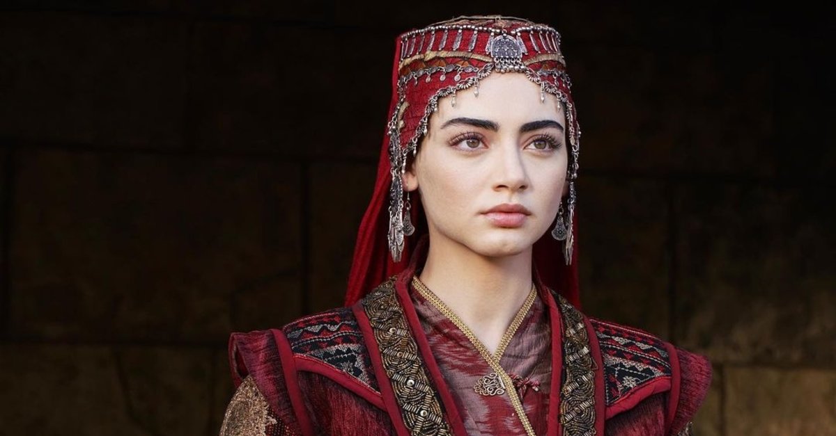 ???? Özge Törer kimdir? Kuruluş Osman'ın Bala Hatun'u Özge Törer kaç yaşında? Nereli? Evli mi? - Son dakika Kimdir haberleri - Fotomaç