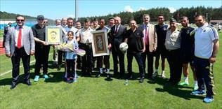 Topuk'ta 'ağır' konuklar