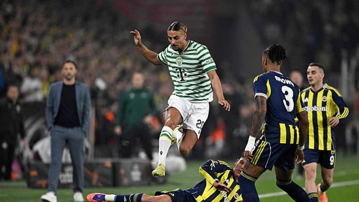 Fenerbahçe'de Jhon Duran kırmızı kart gördü