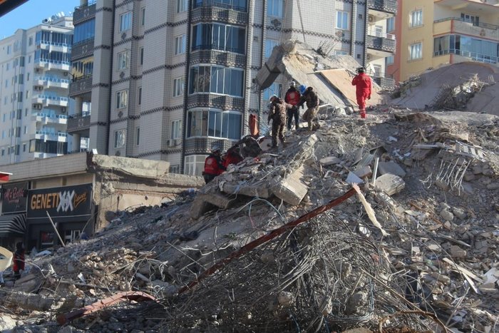 gaziantep-son-dakika-9-subat-gaziantep-olu-ve-yarali-sayisi-kac-oldu-deprem-bolgesinde-son-durum-1675933267186.jpeg