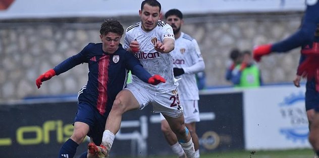 3 oyuncu ile yollar ayrıldı