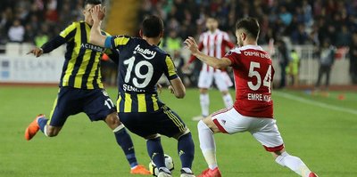 Fenerbahçe Süper Lig'in 29. haftasında Sivasspor'u deplasmanda 2-1 mağlup etti
