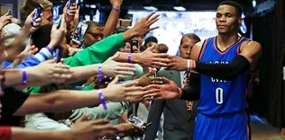 Westbrook sözleşme yeniledi