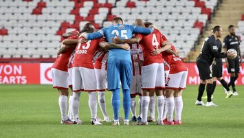 Başkansız Antalya'nın bileği bükülmüyor!