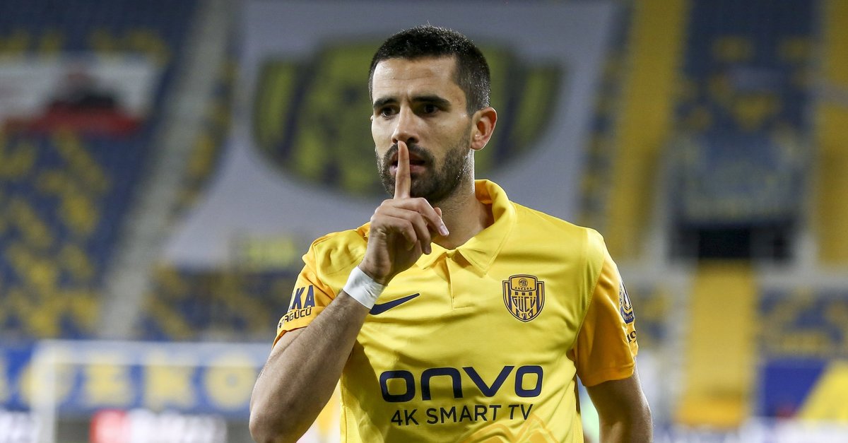 Son Dakika Transfer Haberleri Alper Potuk Caykur Rizespor Da Fotomac