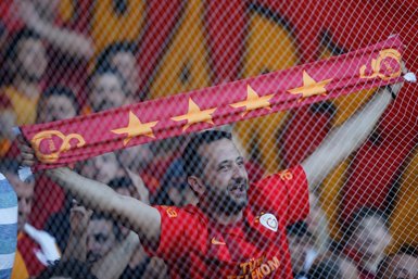 Alanyaspor-Galatasaray mücadelesinden kareler
