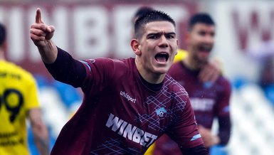 Makedonya’dan 20’lik santrfor