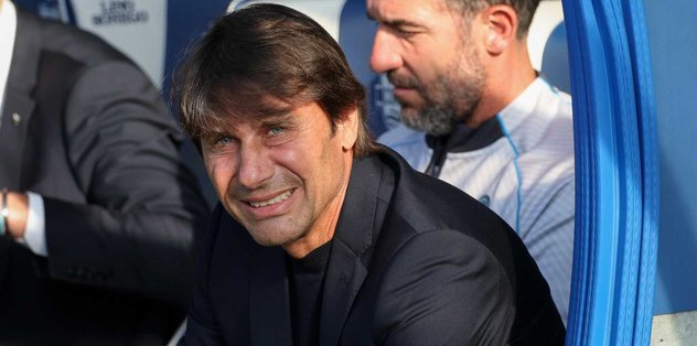 Antonie Conte, Napoli'ye veda etti!