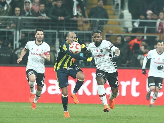 Jeremain Lens'e büyük tepki