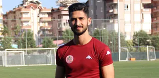 ’’Sahada yürüyen bir oyuncu olamam!’’