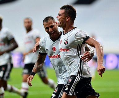 Beşiktaş’ta Quaresma dönemi kapanıyor! İşte yeni takımı