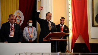 Son dakika spor haberi: Galatasaray'da yeni başkan Burak Elmas mazbatasını aldı! İşte o anlar...