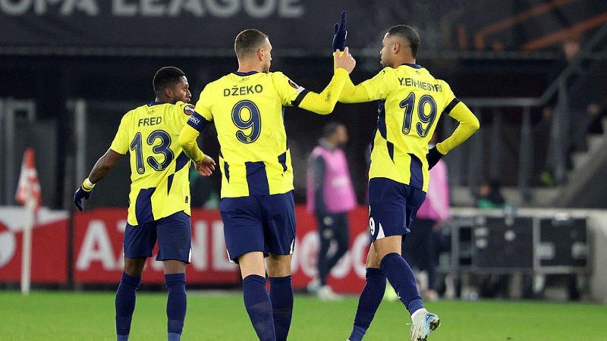 Fenerbahçe, Süper Lig'de Sivasspor'u ağırlıyor!