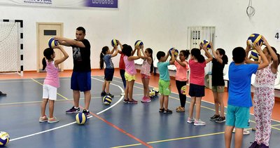 Muratpaşa’da sporla dolu bir yaz