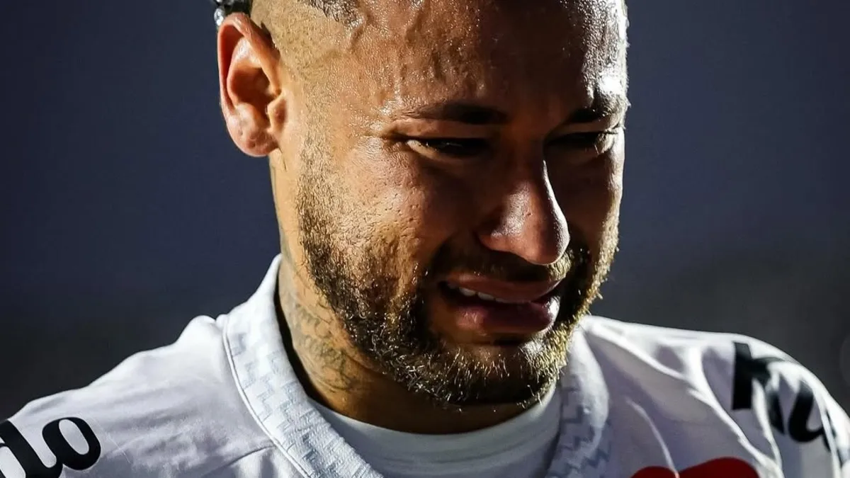Neymar sahanın ortasında hüngür hüngür ağladı!