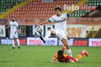 Usta yazarlar Galatasaray’ın Alanyaspor’u 1-0 yendiği maçı yorumladı