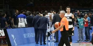 Anadolu Efes-Beşiktaş maçında olay!