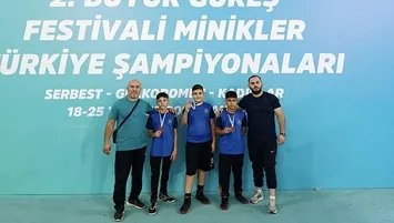 Miniklerden 11 madalya