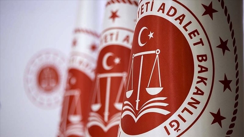 adalet-bakanligi-personel-alimi-basvurulari-ne-zaman-1776322465703.jpg