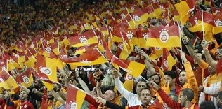 G.Saray taraftarı takımını yalnız bırakmadı