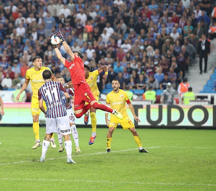 kayserispor-trabzonspor-canli-bellona-kayserispor-trabzonspor-maci-ne-zaman-saat-kacta-ve-hangi-kanalda-trendy-1738394182610.jpeg