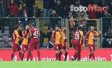 Galatasaray’ın kapısında bekleyen büyük tehlike! Dünya devleri transfer için...